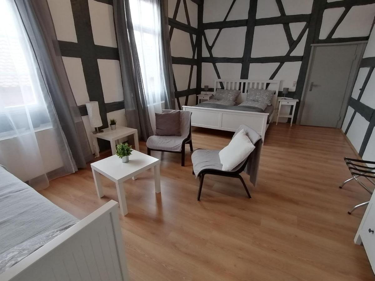 Alte Schmiede 3*